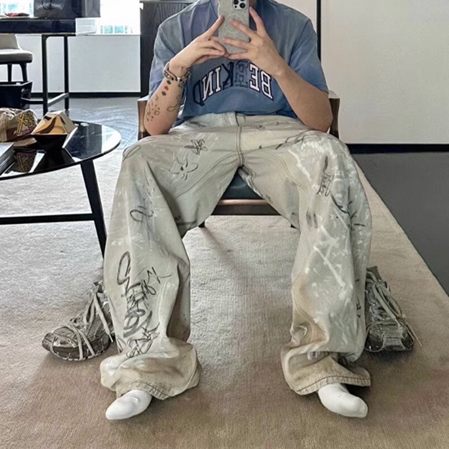 Men's And Women's Hand-painted Graffiti Old Pants Men's And Women's White Straight High Street Washable Jeans
