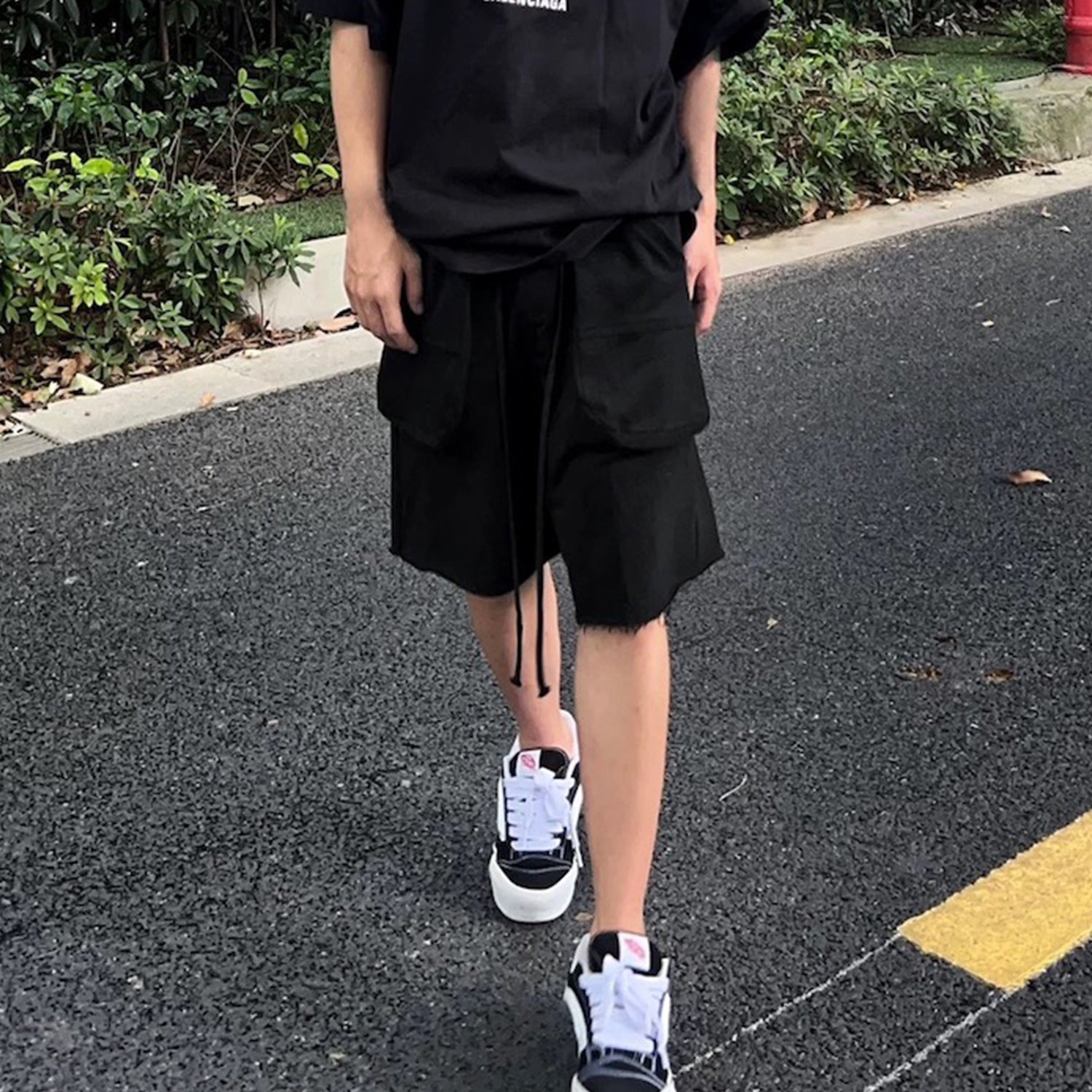 Men's And Women's Spring And Summer Three-dimensional Layered Pocket Micro-drop Shorts Unisex Casual Pants