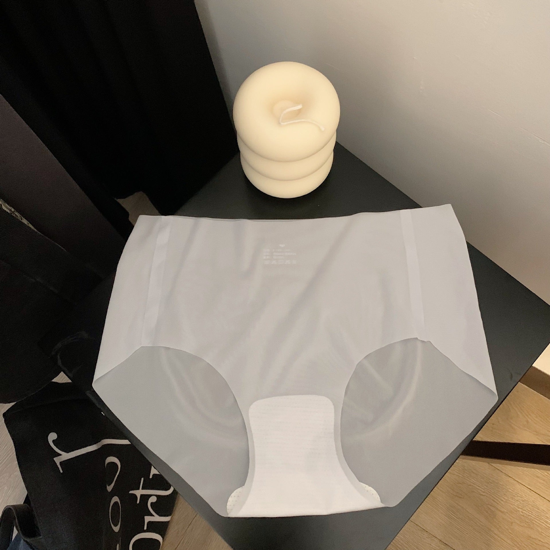 Girls Naked Sense Ice Silk Traceless Underwear 7A Bacteriostatic Long Crotch Cotton 2025 New Mask Pants Ladies Briefs