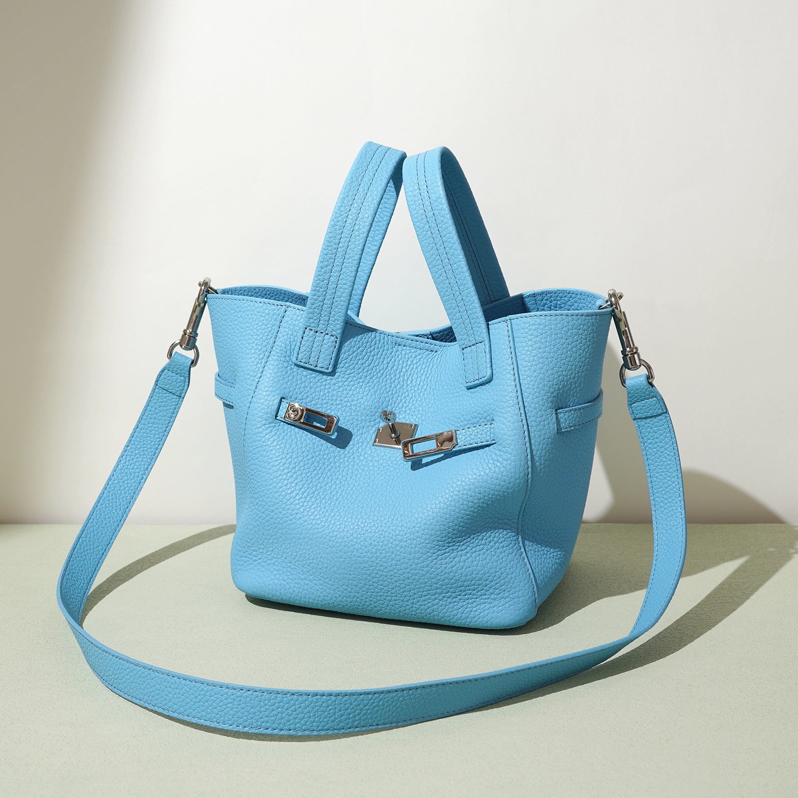 Leather Vegetable Basket Bag - Niche Lock Crossbody Handbag 2025