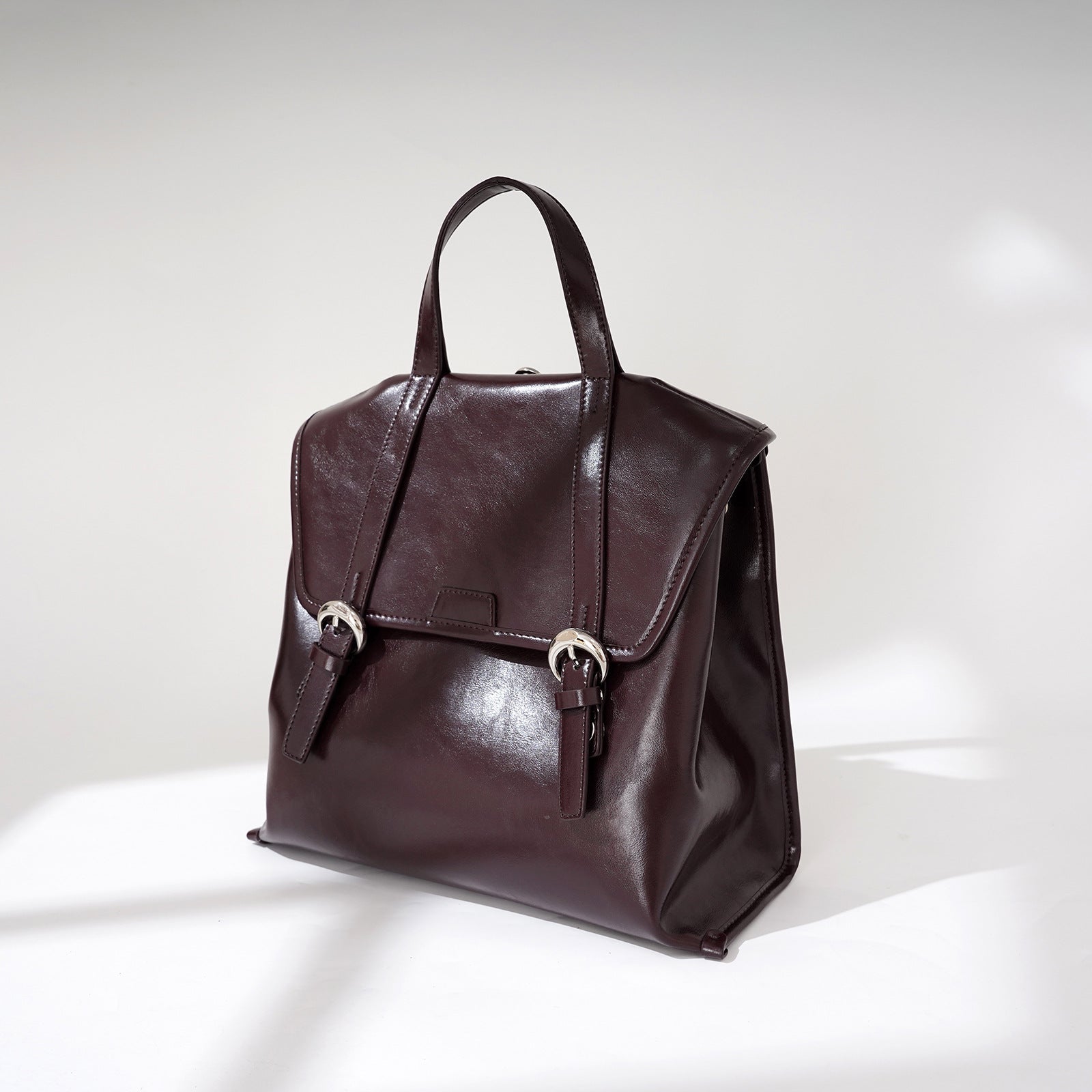 Niche Design Leather Backpack - High-end Fashionable Cowhide Bag Women