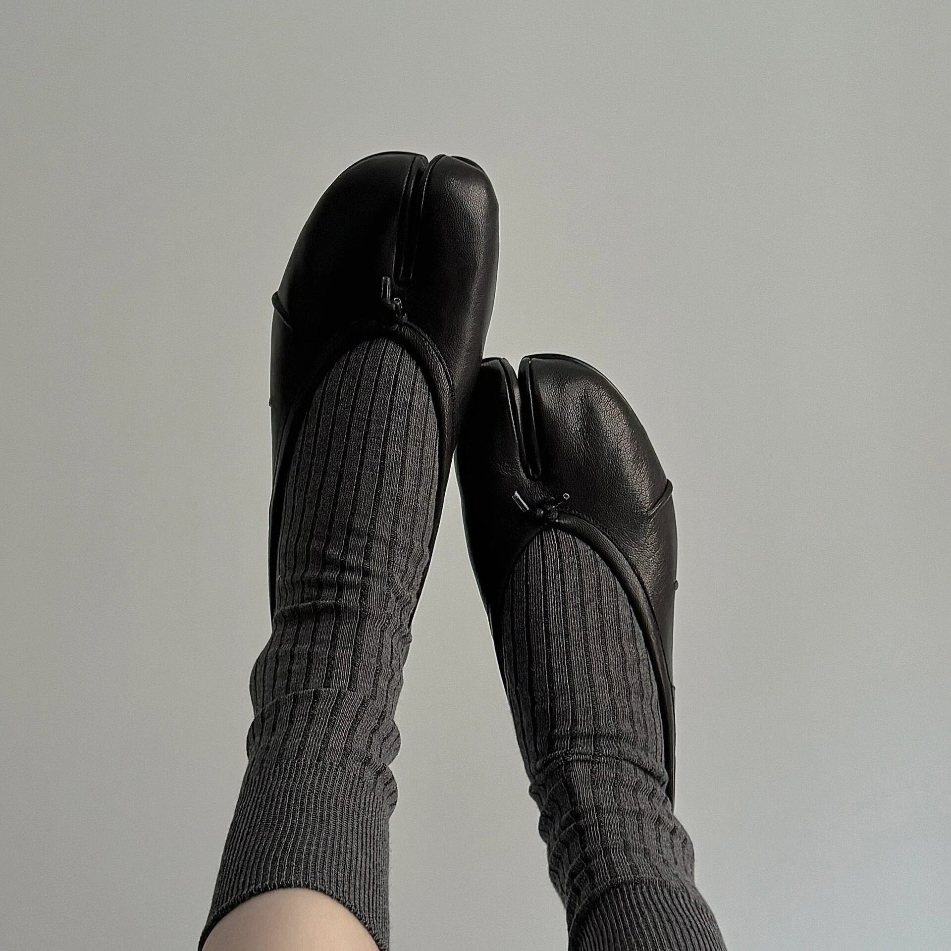 Women's Cowhide Pleated Mary Jane Flats - Genuine Leather