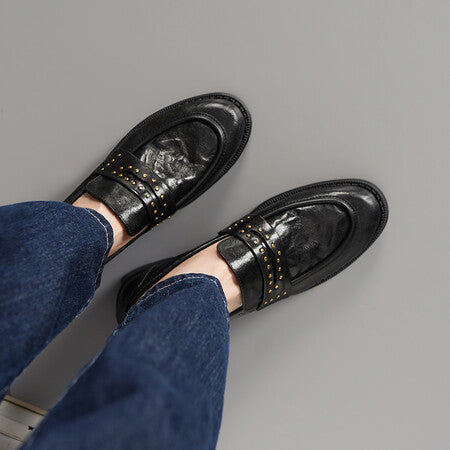 Women's Sheepskin Pleated Work Shoes - Mid-Heel Leather